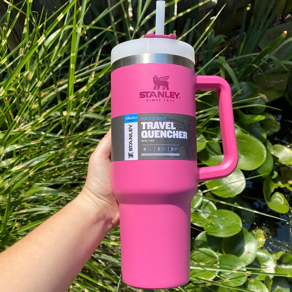 SHIPS NEXT DAY- STANLEY ADVENTURE QUENCHER 40oz